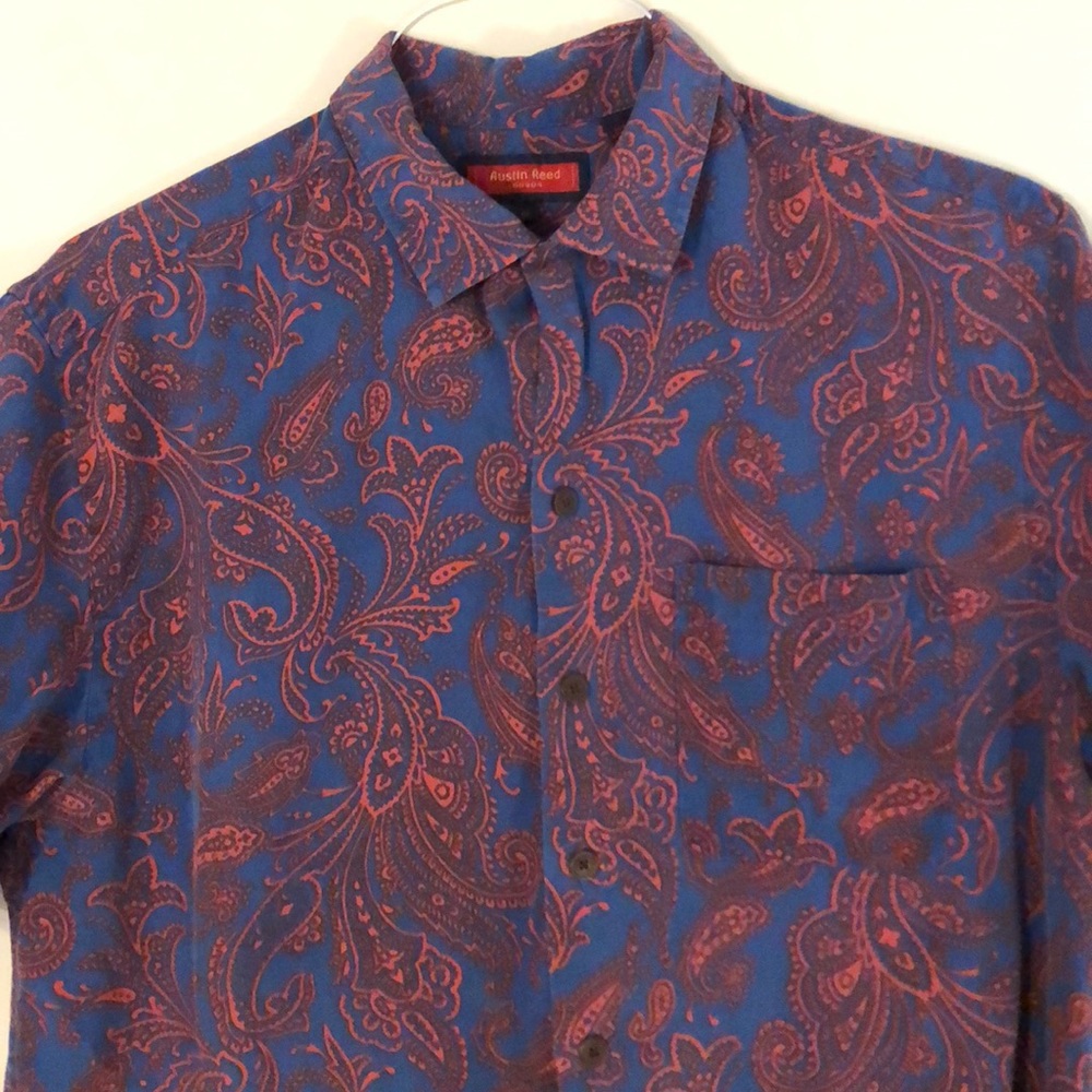 Red/Navy paisley short sleeve button down